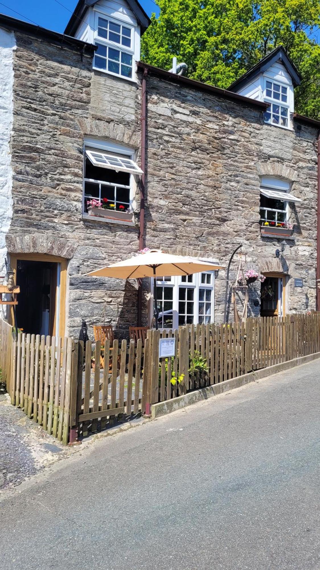 The Granary Corris On The Edge Of The Dyfi Forest Bagian luar foto